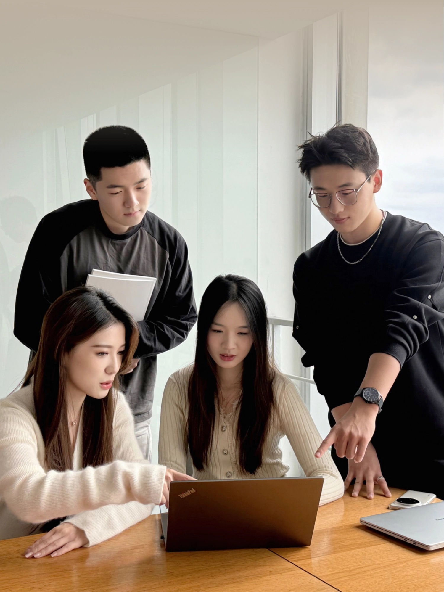 加入我们｜手机.webp